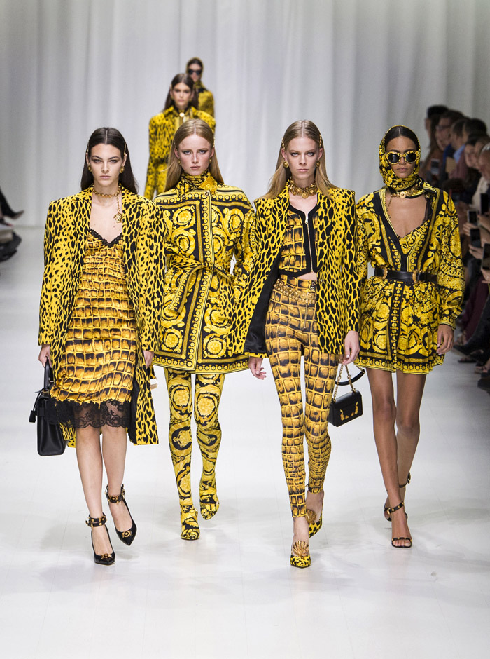 54 Looks From Versace Fall 2018 MYFW Show – Versace Runway at